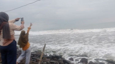 Gunung Anak Krakatau Meletus, Status Siaga Level III