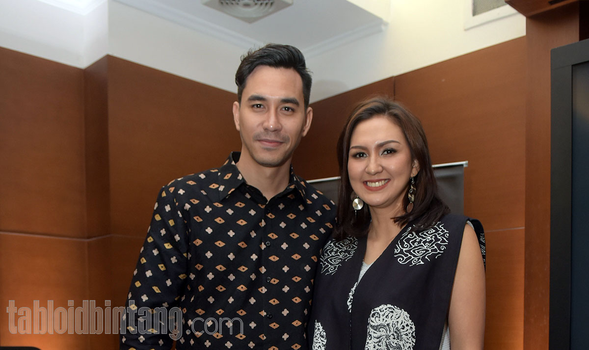 Anaknya Sekolah di Luar Negeri, Darius Sinathrya dan Donna Agnesia Tak Masalahkan Biaya
