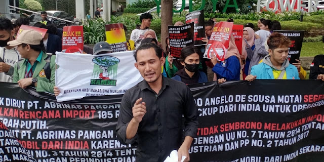 Impor 105 Ribu Mobil Pikap India, Mahasiswa Desak Dirut Agrinas Dicopot