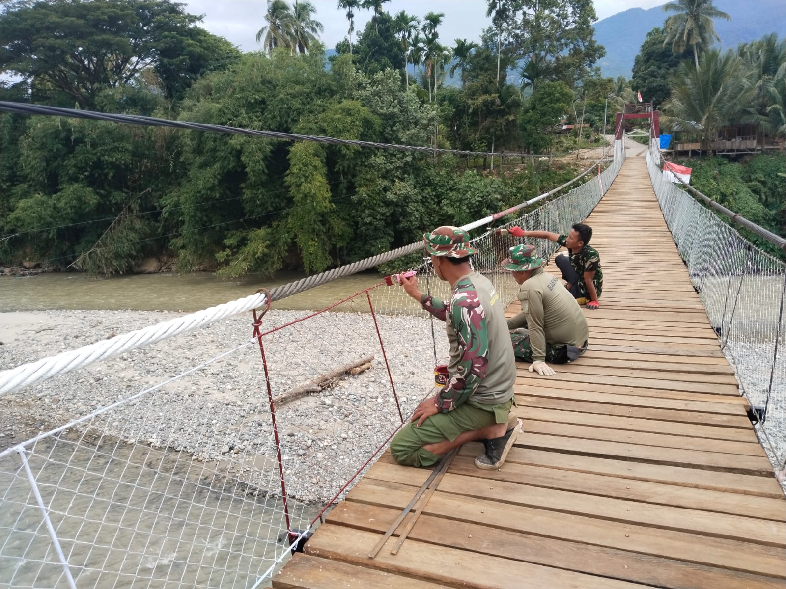 Pembangunan Jembatan Gantung Perintis Aceh Tenggara Capai 90 Persen, TNI dan Warga Kebut Tahap Finishing