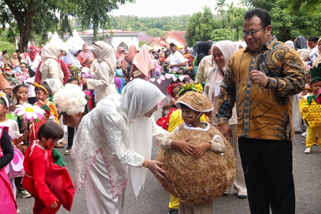 Kecil Usianya, Besar Semangatnya! 600 Anak PAUD-TK Meriahkan Pawai HUT ke-81 RI di Sabang
