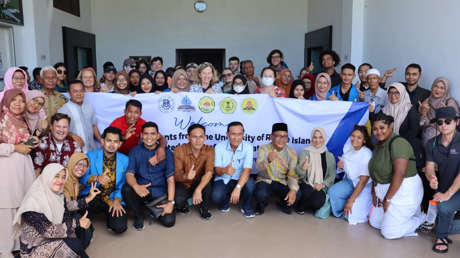 Foto bersama The University of Rhode Island (URI) asal Amerika Serikat bersama pihak Universitas Jabal Ghafur (Unigha) Sigli pada Kamis (1/6/2023). FOTO/HAI/Istimewa