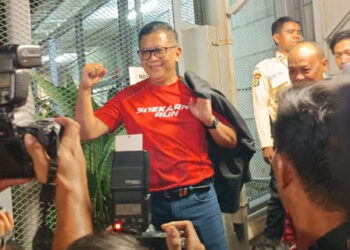 Jokowi Gagal Ganggu PDIP Usai Hasto Peroleh Amnesti