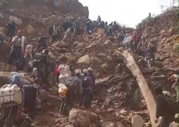 Warga Aceh Tengah dan Bener Meriah Terpaksa Jalan Kaki Belasan Kilometer untuk Membeli Beras