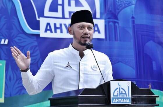 Ⓒ Hak cipta foto di atas dikembalikan sesungguhnya kepada pemilik foto Ⓒ Hak cipta foto di atas dikembalikan sesungguhnya kepada pemilik foto