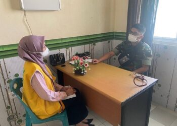 Kepala Rs Iv Im Meulaboh Sedang Konsultasi Dengan Petugas Bpjs Kesehatan, Foto/Ist