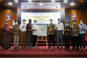 Fakultas Teknik (FT) Universitas Muhammadiyah Malang (UMM) meluncurkan Centre of Excellence (CoE) Pembangkit listrik tenaga surya (PLTS) pada Selasa (12/4/2022)