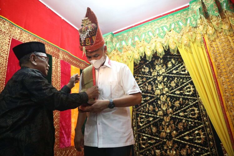 Gubernur Jateng Dapat Gelar Kehormatan dari Masyarakat Aceh