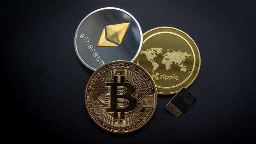 Ilustrasi uang kripto dari bitcoin hingga ethereum
