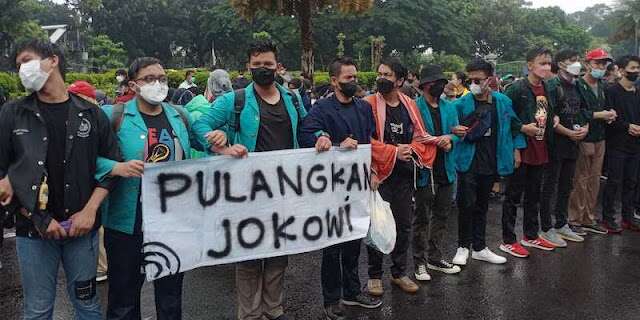Ⓒ Hak cipta foto di atas dikembalikan sesungguhnya kepada pemilik foto Ⓒ Hak cipta foto di atas dikembalikan sesungguhnya kepada pemilik foto