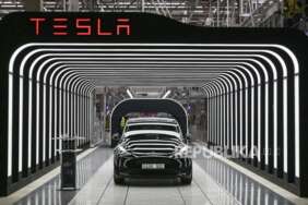 Tesla tarik Model S di China karena perangkat lunak bisa sebabkan tabrakan.