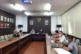 LPPM IPB University Bogor menerima kunjungan Wakil Rektor 1 UNS dan tim, guna mendiskusikan Data Desa Presisi, Sabtu (2/4).
