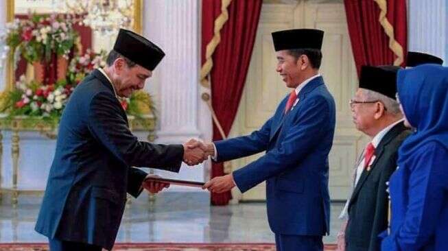 Ⓒ Hak cipta foto di atas dikembalikan sesungguhnya kepada pemilik foto Ⓒ Hak cipta foto di atas dikembalikan sesungguhnya kepada pemilik foto