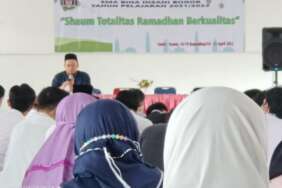 SMA Bina Insani mengadakan kegiatan Program Intensif Ramadhan (Pinter) 1443 H pada 18-21 April 2022.