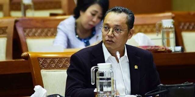 Ⓒ Hak cipta foto di atas dikembalikan sesungguhnya kepada pemilik foto Ⓒ Hak cipta foto di atas dikembalikan sesungguhnya kepada pemilik foto