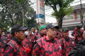Ketua Dewan Pembina Laskar Ganjar Puan (LGP), Mochtar Mohamad, menyatakan reshuffle kabinet Jokowi-Maruf diperlukan untuk kembali mendongkrak kinerja