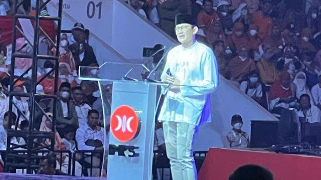 Ⓒ Hak cipta foto di atas dikembalikan sesungguhnya kepada pemilik foto Ⓒ Hak cipta foto di atas dikembalikan sesungguhnya kepada pemilik foto