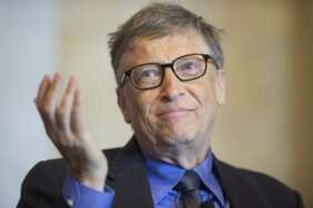 Bill Gates menjual sekitar 940 juta dolar AS atau sekitar Rp 13,736 triliun (kurs Rp 14.613 per dolar AS) saham miliknya di Canadian National (CN) Railway Co.