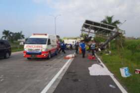 Ini Kronologis Kecelakaan Maut Bus Pariwisata di Tol Surabaya-Mojokerto