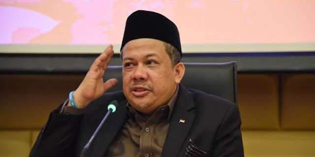 Ⓒ Hak cipta foto di atas dikembalikan sesungguhnya kepada pemilik foto Ⓒ Hak cipta foto di atas dikembalikan sesungguhnya kepada pemilik foto