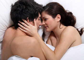 Mengintip 4 Gaya Bercinta yang Bikin Si Dia Ketagihan, Yuk!