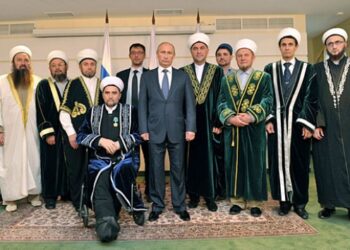 Muliakan Islam, Putin Sebut Penduduk Muslim Bukan Masalah Bagi Rusia: Itu Hanya Politik As
