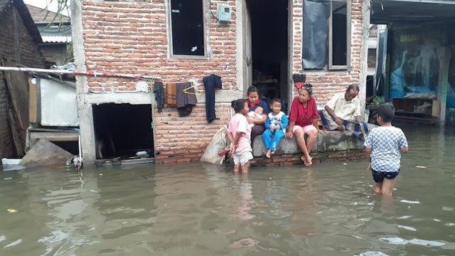 Ilustrasi Banjir Semarang Yang Dianggap Diam Saja Oleh Para Buzzer. Foto/Net