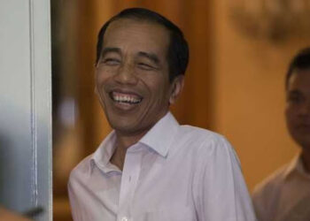Nicho Silalahi: Hanya Jokowi yang Mampu; Anak dan Mantu Walikota, Ipar Ketua MK