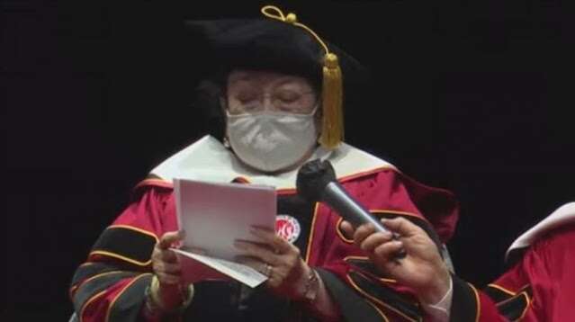 Ⓒ Hak cipta foto di atas dikembalikan sesungguhnya kepada sang pemilik foto Ⓒ Hak cipta foto di atas dikembalikan sesungguhnya kepada pemilik foto