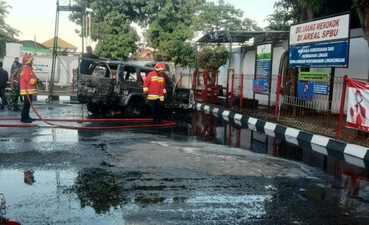 Polisi Selidiki Dugaan Salah Isi BBM yang Menyebabkan Terbakarnya Mobil di SPBU Batoh