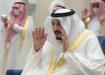 Raja Dan Putra Mahkota Arab Saudi Berikan Ucapan Selamat Untuk Vladimir Putin Di Hari Kemenangan Rusia.