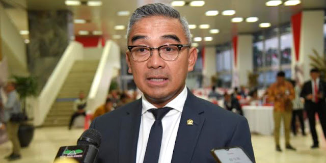 Ⓒ Hak cipta foto di atas dikembalikan sesungguhnya kepada pemilik foto Ⓒ Hak cipta foto di atas dikembalikan sesungguhnya kepada pemilik foto
