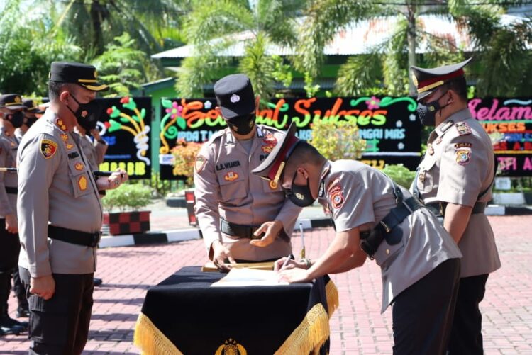 Pimpin Sertijab Kasat Reskrim, Ini Pesan Kapolres Aceh Barat