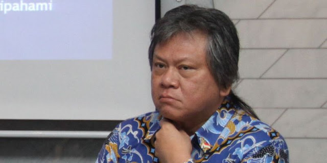Ⓒ Hak cipta foto di atas dikembalikan sesungguhnya kepada pemilik foto Ⓒ Hak cipta foto di atas dikembalikan sesungguhnya kepada pemilik foto