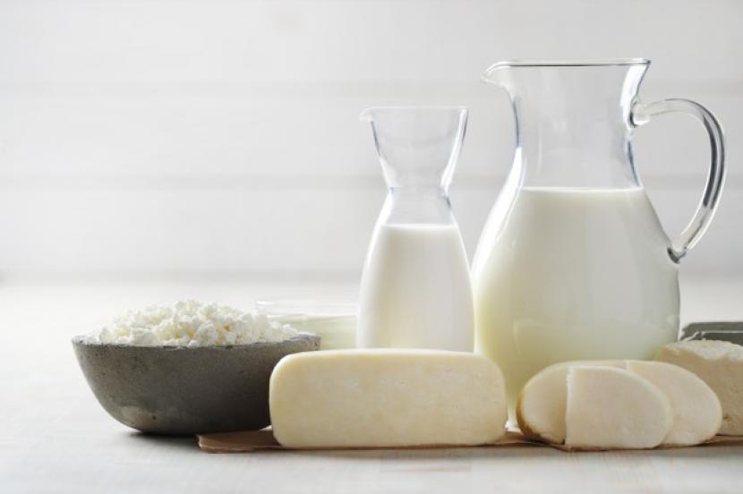 Apakah Susu Baik Untuk Kesehatan Gigi? Ini Penjelasan Dokter