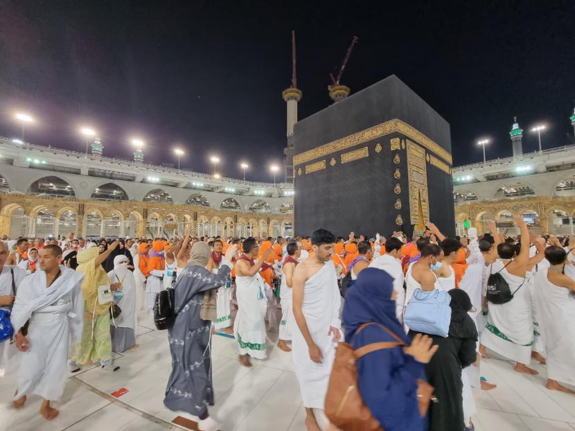 Arab Saudi Terjemahkan Khutbah Haji Dalam 10 Bahasa Berbeda