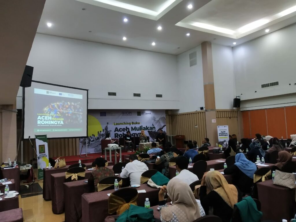 Buku Aceh Memuliakan Rohingya, Kisah Kemanusiaan Warga dan Relawan