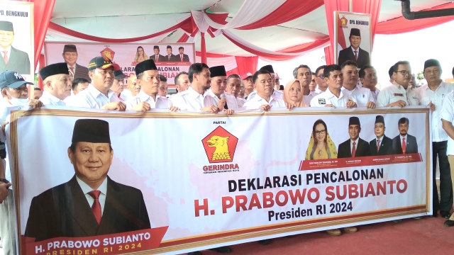 Baliho Partai Gerindra terkait pencalonan Prabowo Subianto sebagai calon presiden di Pemilu 2024. FOTO/Net