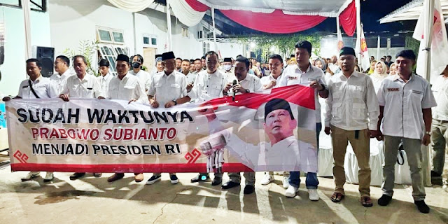Pengurus Dan Kader Partai Gerindra Kota Metro, Lampung, Satukan Suara Untuk Mengusung Prabowo Subianto Sebagai Calon Presiden (Capres) 2024. Foto/Net