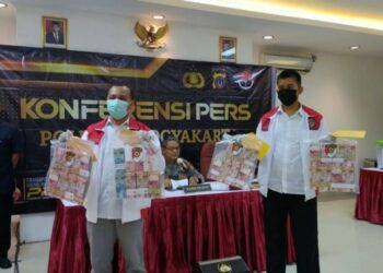 Polda DIY saat Konferensi Pers pada Selasa, 28 Juni 2022 di Mapolda DIY terkait kasus dugaan korupsi di RSUD Wonosari. FOTO/Dok. Istimewa