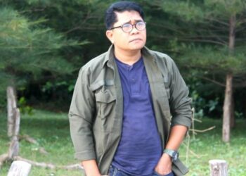 Hen Parcha, Penyanyi lagu Kau Masih Milikku. FOTO/Dok. Ladofadoredo