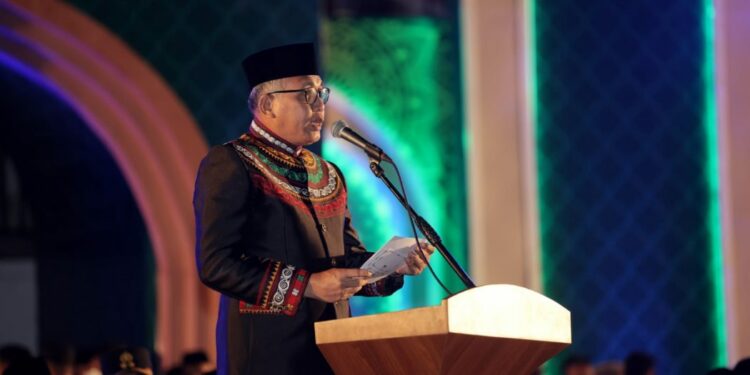 Ⓒ Hak cipta foto di atas dikembalikan sesungguhnya kepada pemilik foto Ⓒ Hak cipta foto di atas dikembalikan sesungguhnya kepada pemilik foto