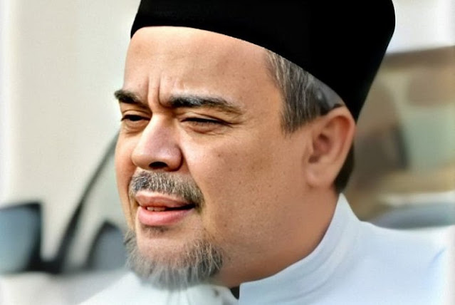 Ⓒ Hak cipta foto di atas dikembalikan sesungguhnya kepada pemilik foto Ⓒ Hak cipta foto di atas dikembalikan sesungguhnya kepada pemilik foto