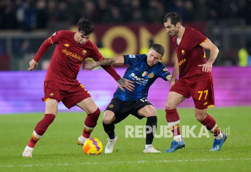 Inter Milan Siap Tawarkan Tiga Pemain Sekaligus ke AC Monza