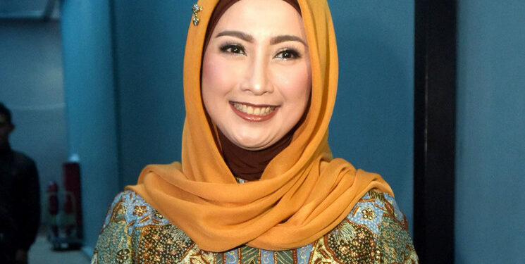 Ⓒ Hak cipta foto di atas dikembalikan sesungguhnya kepada sang pemilik foto Ⓒ Hak cipta foto di atas dikembalikan sesungguhnya kepada pemilik foto