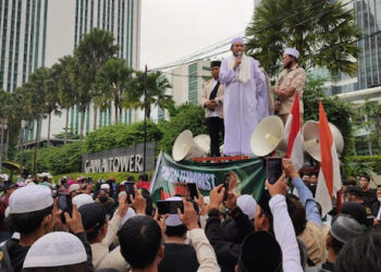 Mantan Ketum FPI Ajak Umat Islam Boikot Produk India