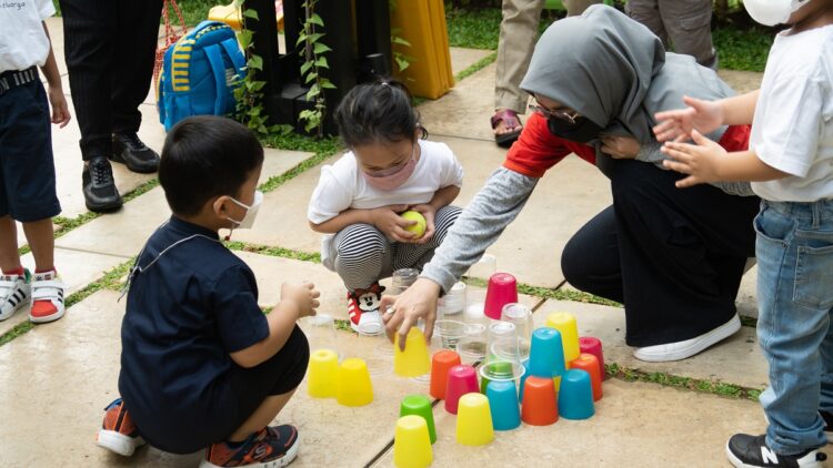 Memahami "Sreamfree Parenting", Pola Asuh Tanpa Nada Tinggi atau Teriakan!