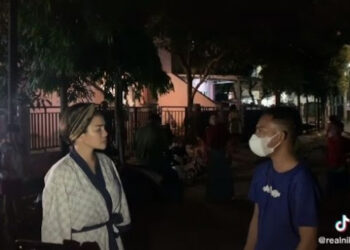 Nikita Mirzani Ngamuk, Rumahnya Diawasi Orang Tak Dikenal. FOTO/Tiktok