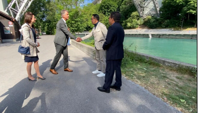 Ⓒ Hak cipta foto di atas dikembalikan sesungguhnya kepada sang pemilik foto Ⓒ Hak cipta foto di atas dikembalikan sesungguhnya kepada pemilik foto