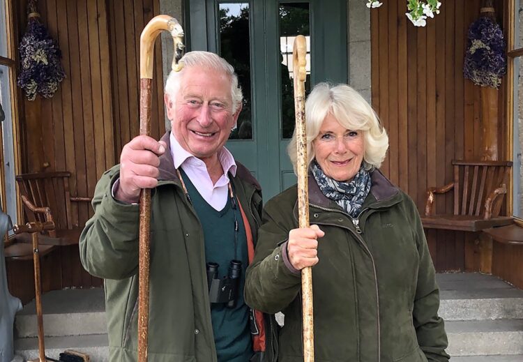 Romantis, Camilla Parker Bowles Selalu Berusaha Luangkan Waktu untuk Pangeran Charles